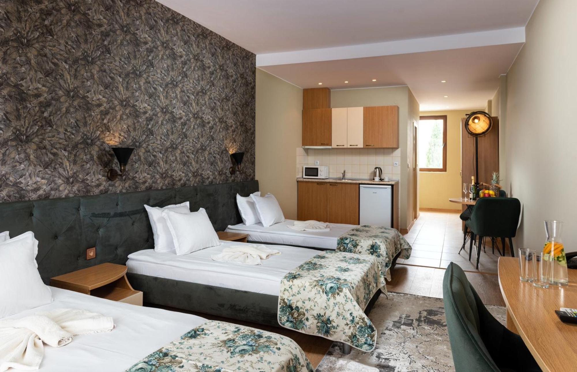 Hotel Avenue Sunny Beach Esterno foto