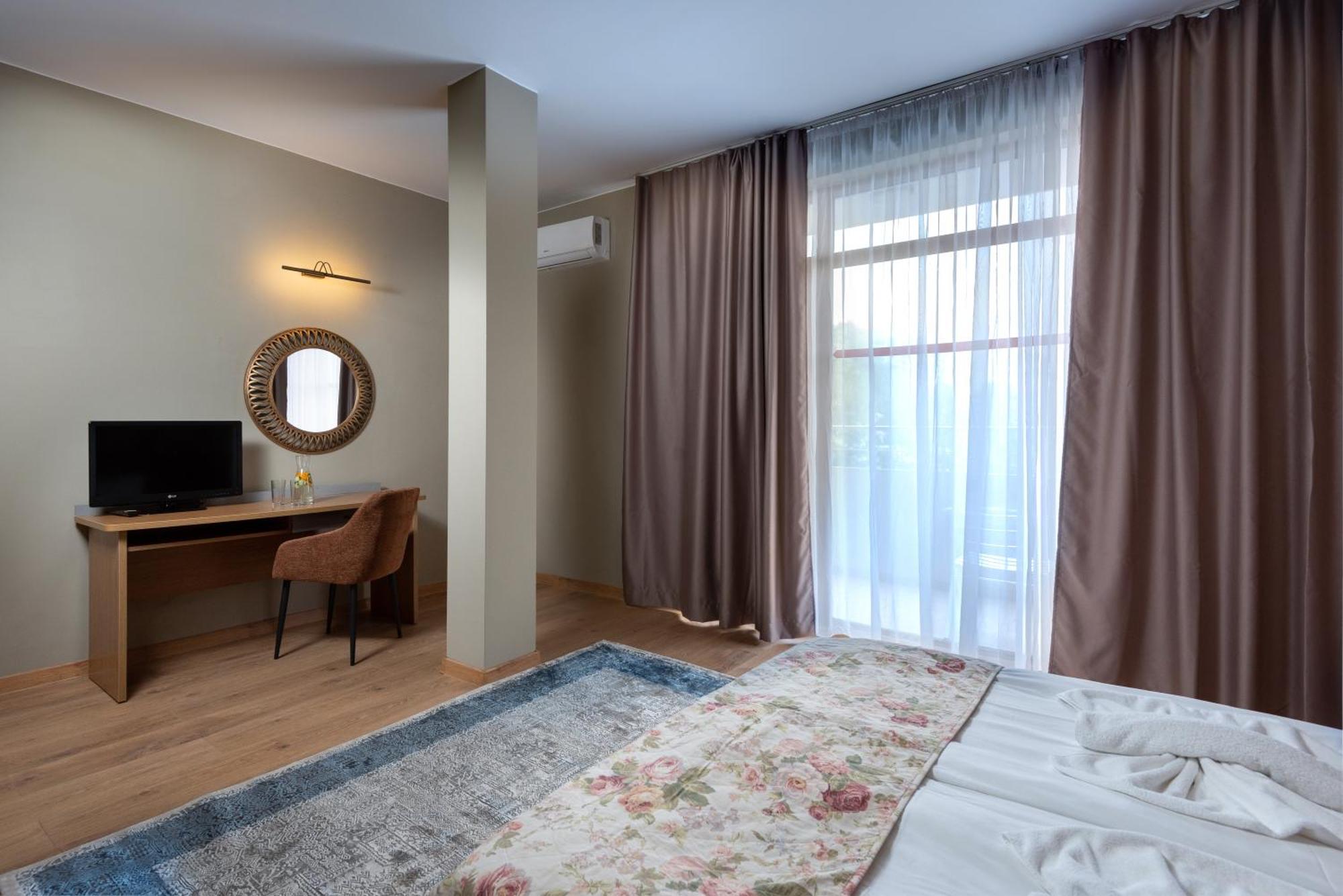 Hotel Avenue Sunny Beach Esterno foto